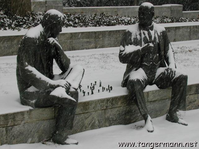 Zwischen C- und D-Street / 4th- und 5th Street