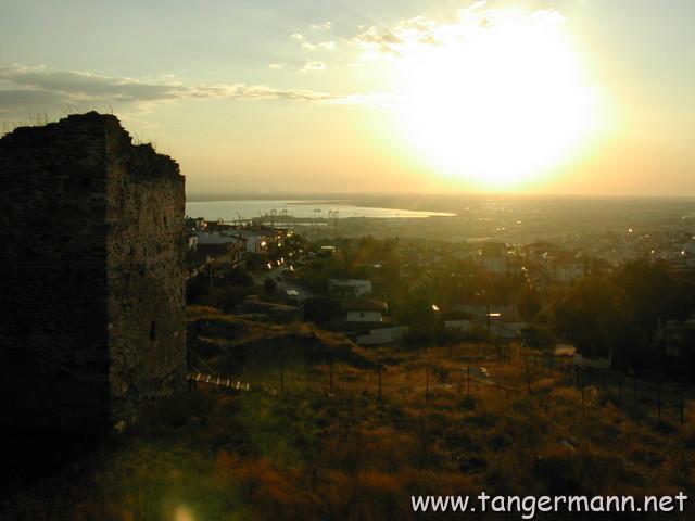 Akropolis, Blick zum Hafen
